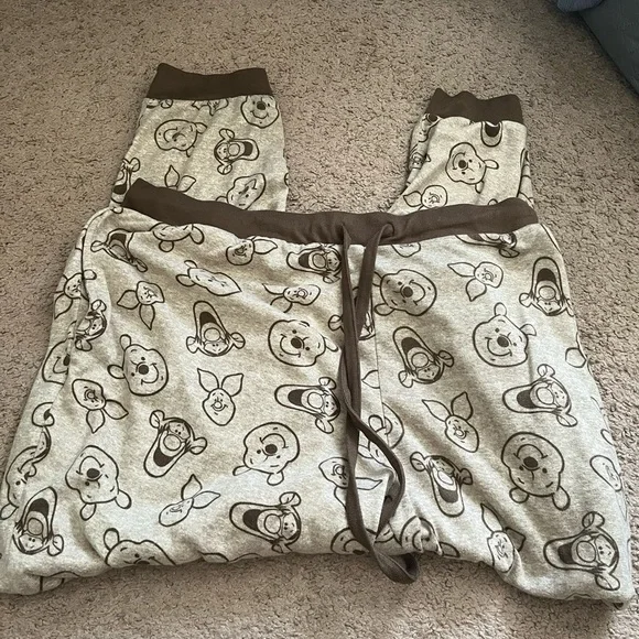 Disney Winnie The Pooh Pajama Set - Picture 4 of 12